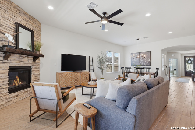 Image 14 of 43 For 12311 Red Mesa