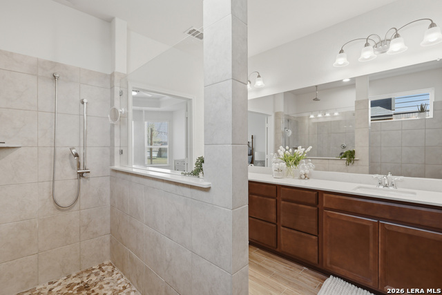 Image 19 of 43 For 12311 Red Mesa