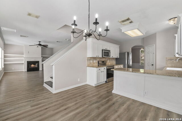 Image 19 of 43 For 1641 Ebony  