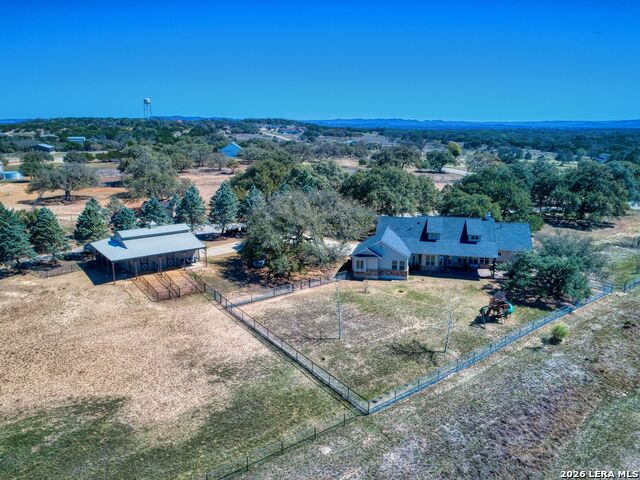 Listing photo id 48 for 676 Highgate Dr