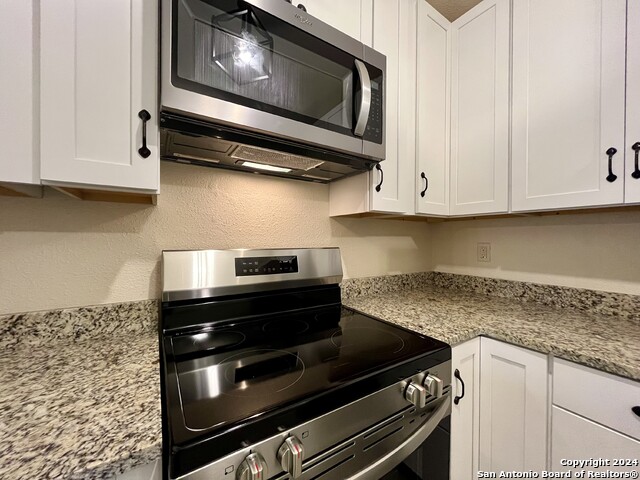 Listing photo id 10 for 10254 Dover Ridge  401