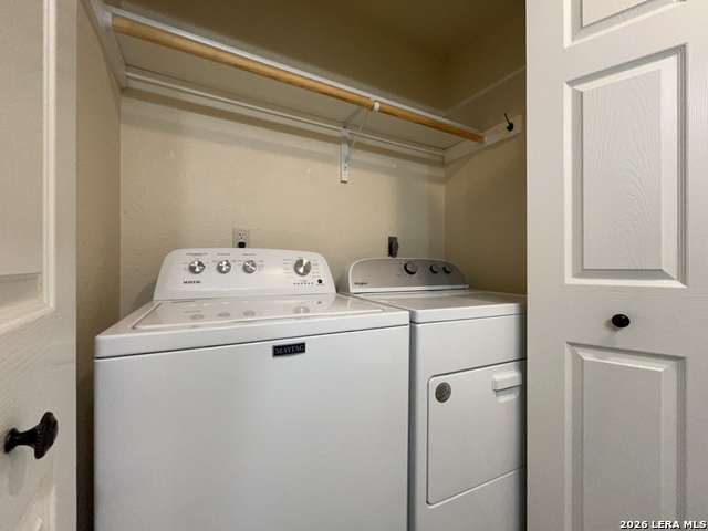 Listing photo id 17 for 10254 Dover Ridge  401