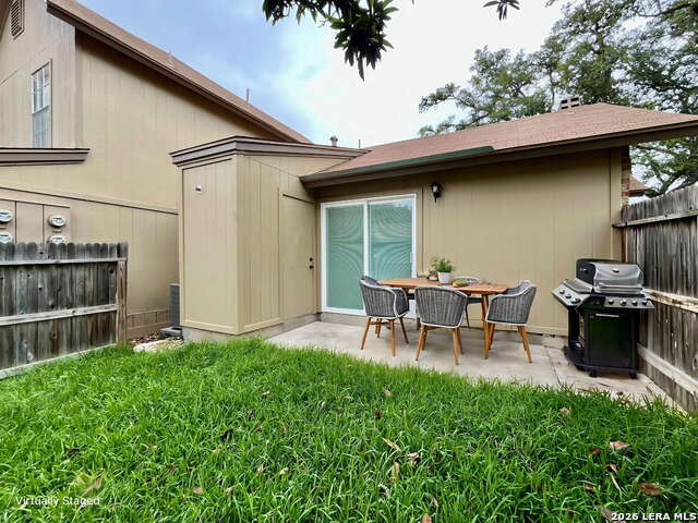 Listing photo id 4 for 10254 Dover Ridge  401