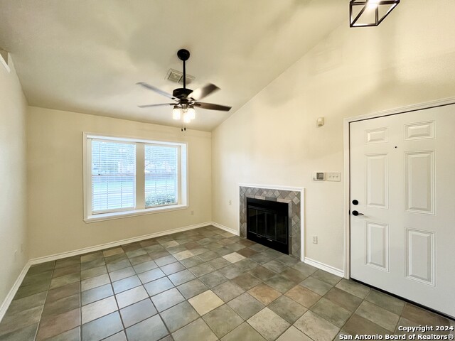 Listing photo id 6 for 10254 Dover Ridge  401