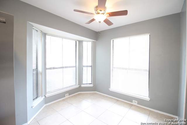 Image 10 of 21 For 1023 Hedgestone Dr