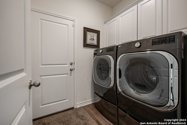 Image 12 of 52 For 10007 Overlook Point