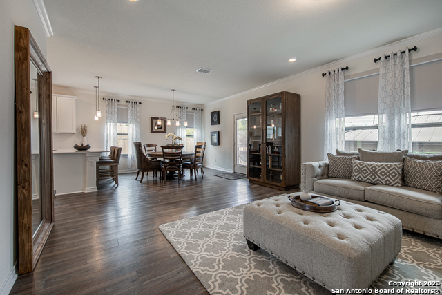 Image 16 of 52 For 10007 Overlook Point