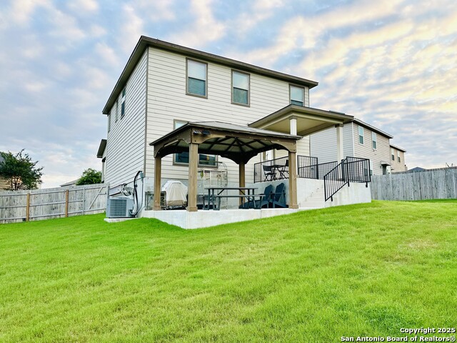 Image 35 of 52 For 10007 Overlook Point