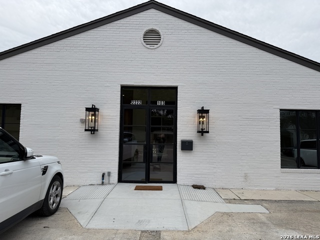 Image 2 of 8 For 2222 Breezewood Dr  103