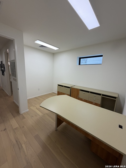 Image 3 of 8 For 2222 Breezewood Dr  103