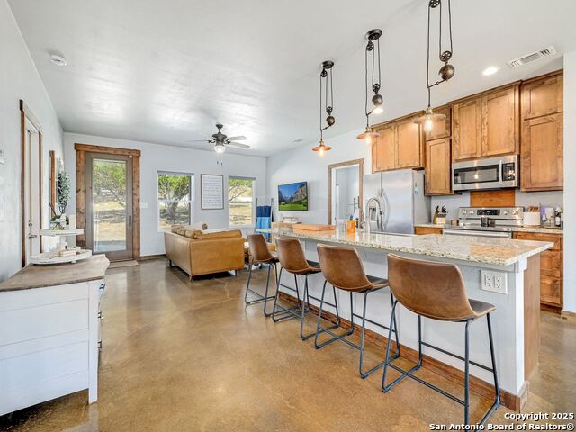 Image 11 of 63 For 6766 Spring Branch Road