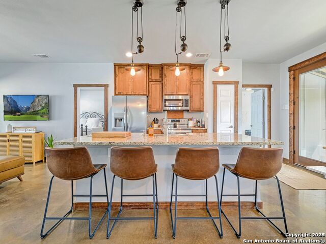 Image 12 of 63 For 6766 Spring Branch Road