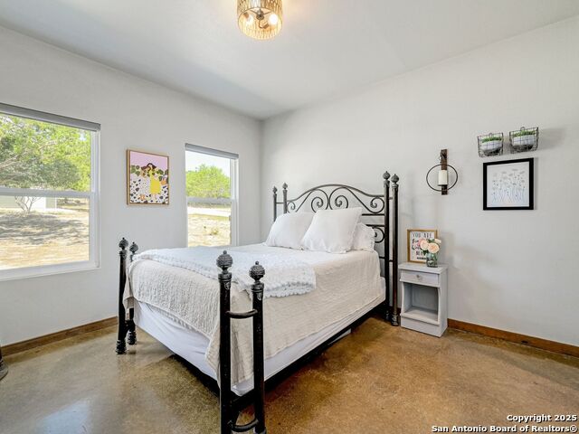 Image 22 of 63 For 6766 Spring Branch Road