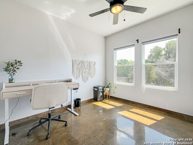 Image 27 of 63 For 6766 Spring Branch Road