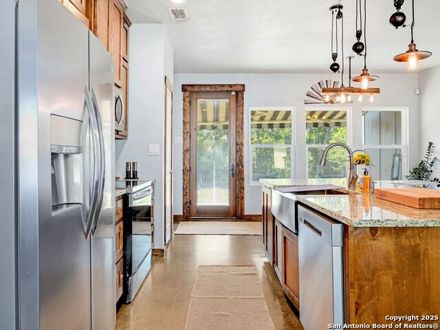 Image 8 of 63 For 6766 Spring Branch Road