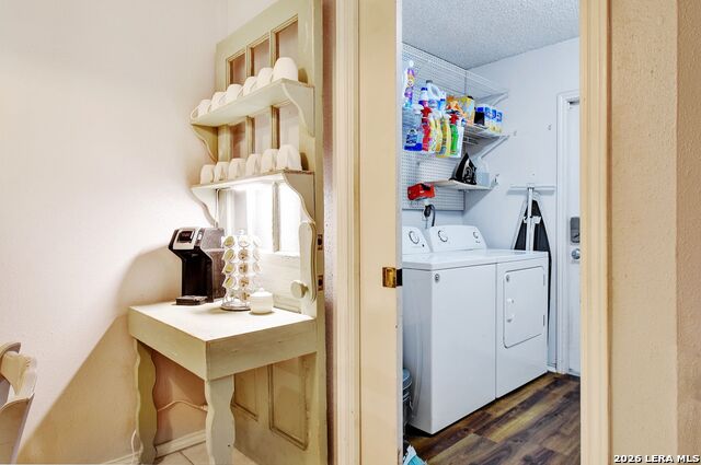 Image 15 of 32 For 3505 Wimbledon Dr