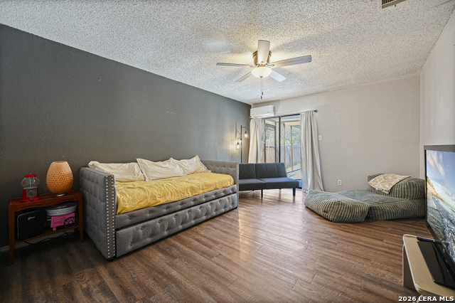 Image 19 of 32 For 3505 Wimbledon Dr