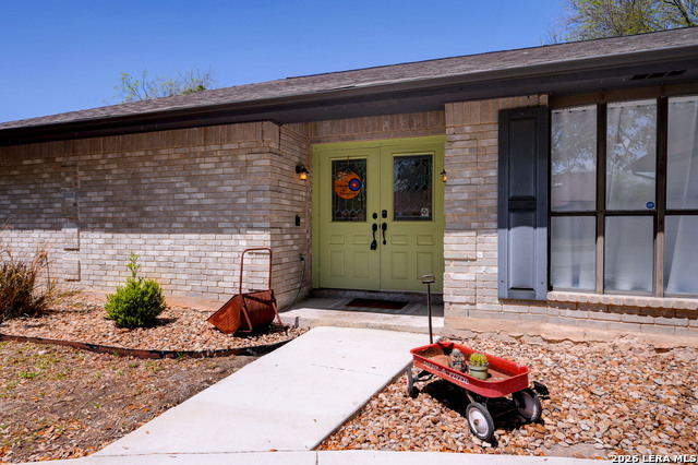 Image 5 of 32 For 3505 Wimbledon Dr