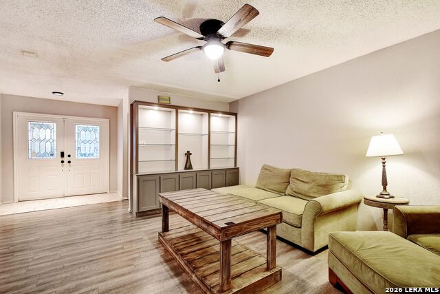 Image 9 of 32 For 3505 Wimbledon Dr