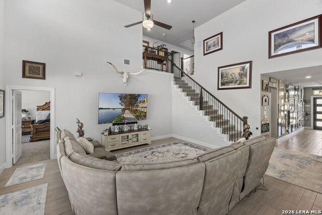 Image 17 of 49 For 12839 Fort Belknap