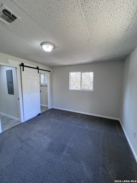 Listing photo id 17 for 1156 Deerwood