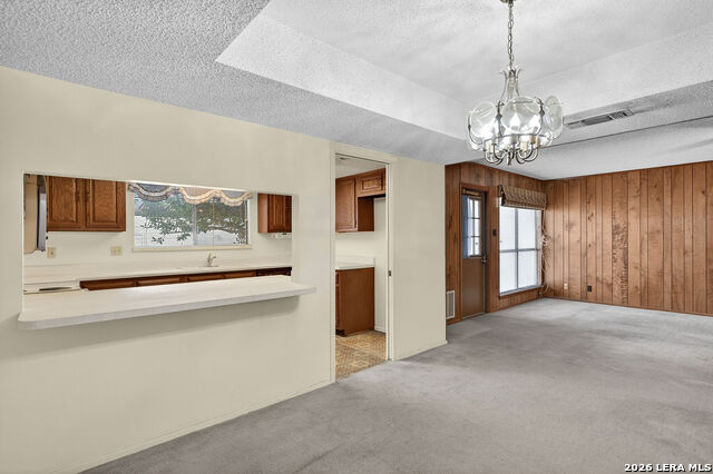 Image 15 of 36 For 5812 Royal  