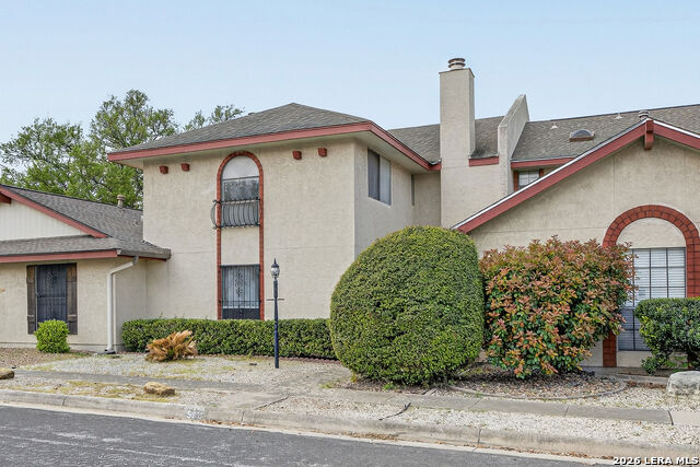 Image 2 of 36 For 5812 Royal  