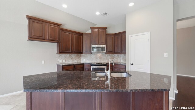 Image 10 of 32 For 2125 Pioneer Pass