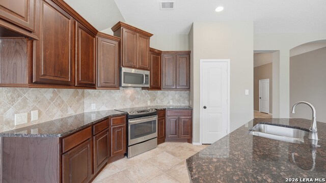 Image 8 of 32 For 2125 Pioneer Pass