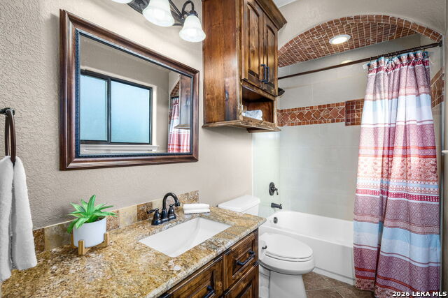 Image 24 of 39 For 1065 Hillcrest Forest