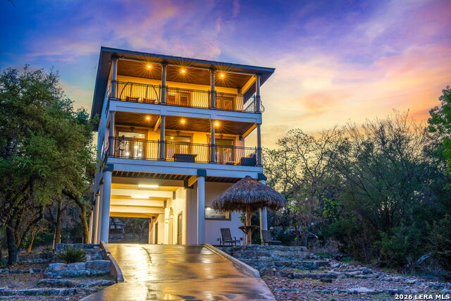 Image 4 of 39 For 1065 Hillcrest Forest