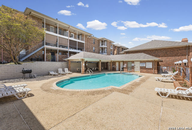 Image 20 of 27 For 5359 Fredericksburg  305