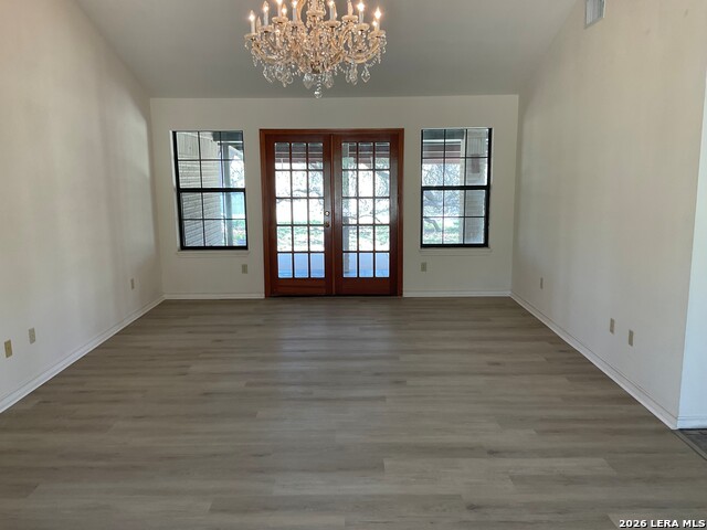 Image 5 of 41 For 902 Eagle Creek Dr.