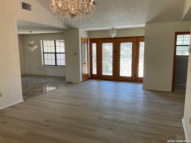 Image 7 of 41 For 902 Eagle Creek Dr.