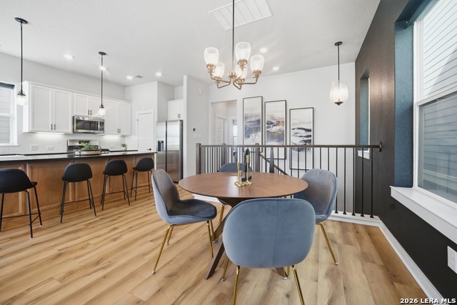 Image 24 of 43 For 5843 Whitby Rd #6