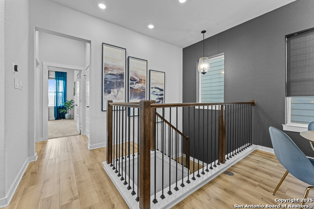 Image 28 of 43 For 5843 Whitby Rd #6