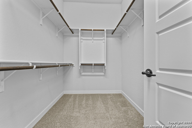 Image 36 of 43 For 5843 Whitby Rd #6