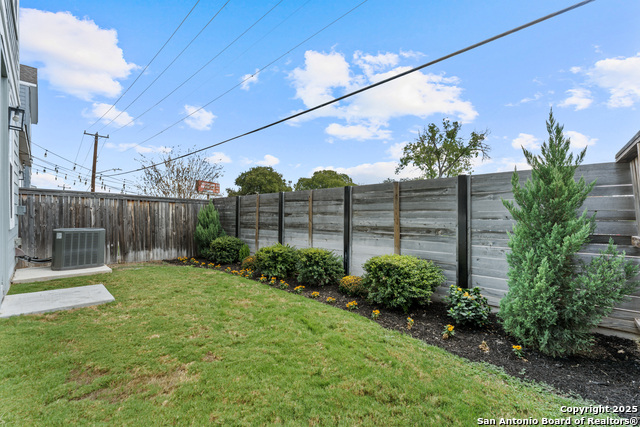 Image 39 of 43 For 5843 Whitby Rd Unit 6