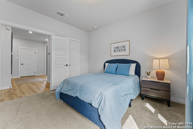 Image 9 of 43 For 5843 Whitby Rd Unit 6