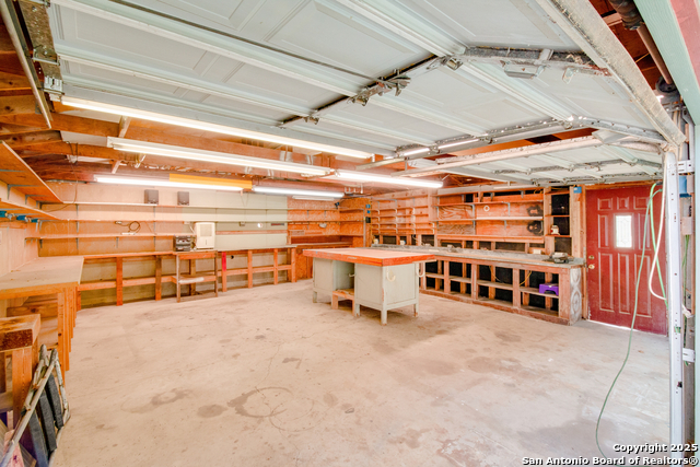 Image 13 of 54 For 102 Gaiety Ln