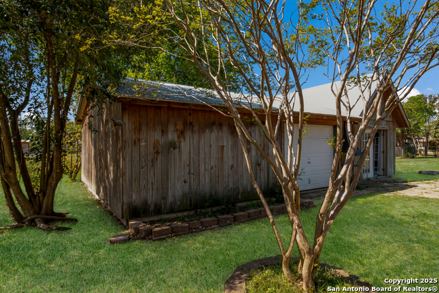 Image 14 of 54 For 102 Gaiety Ln