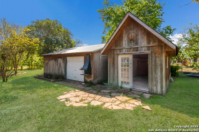 Image 15 of 54 For 102 Gaiety Ln