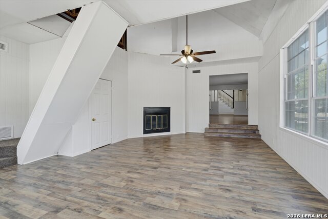 Image 21 of 54 For 102 Gaiety Ln