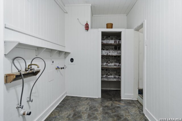 Image 37 of 54 For 102 Gaiety Ln