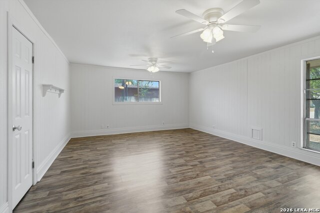 Image 39 of 54 For 102 Gaiety Ln