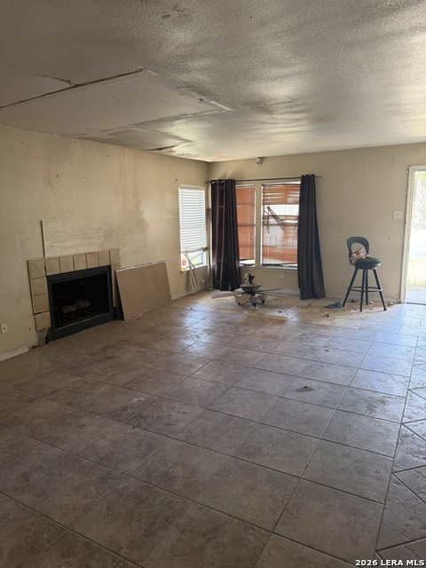 Image 5 of 10 For 5722 Jones Fall Dr.