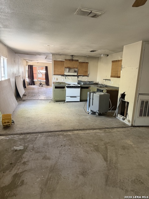 Image 6 of 10 For 5722 Jones Fall Dr.