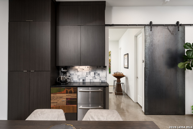 Image 10 of 50 For 132 Clay  