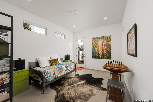 Image 13 of 50 For 132 Clay  