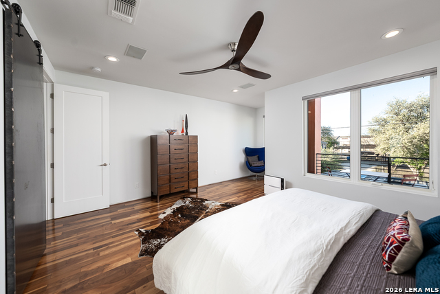 Image 18 of 50 For 132 Clay  